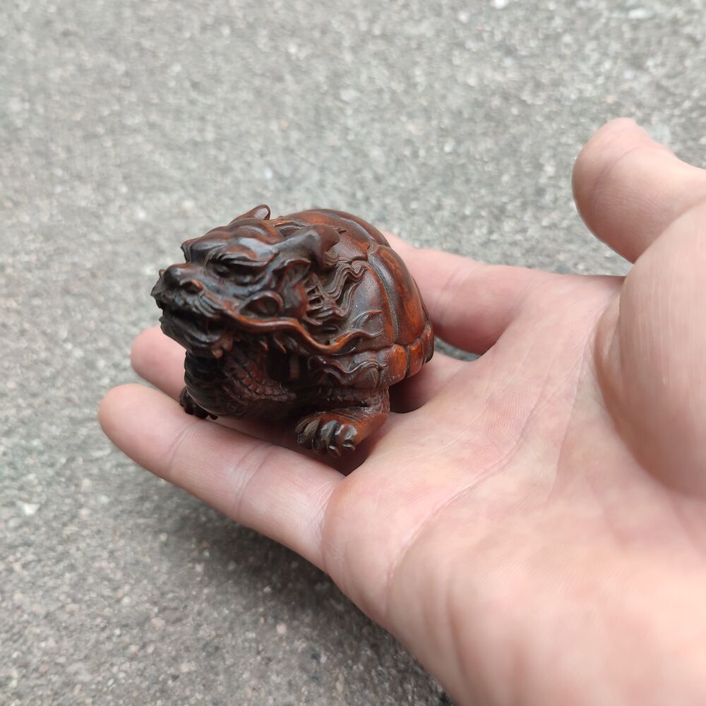 Vintage Wooden Ornaments Boxwood Carving dragon turtle sculpture Statue Figurine