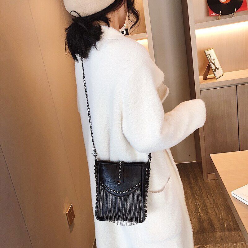 Women Shoulder Bag PU Leather Handbag Black Crossbody Tassel