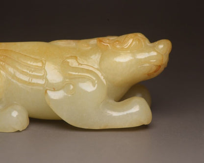 Chinese Natural Hetian Jade Carving Beast Statue Nice Figurines Collection Rare