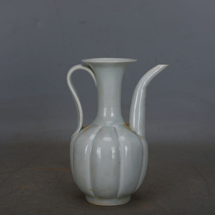 China Song Dynasty Hutian Kiln Blue Glazed Gourd Ridge Neck Porcelain Pot