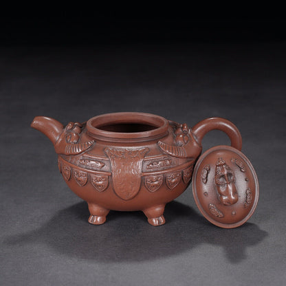 Chinese Yixing Zisha Clay Handmade Exquisite Teapot （牛气冲天 底款：葛逸云）