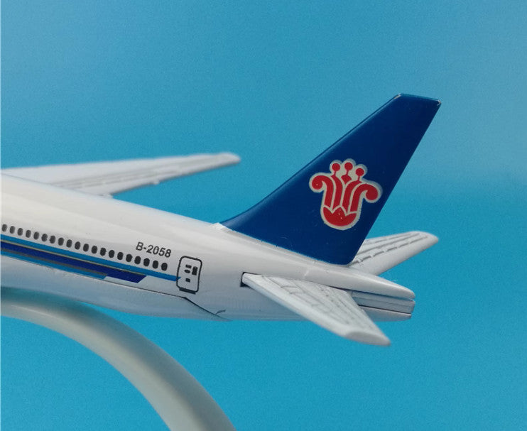 16cm CHINA SOUTHERN BOEING 777 Passenger Airplane Diecast Aircraft Plane Model