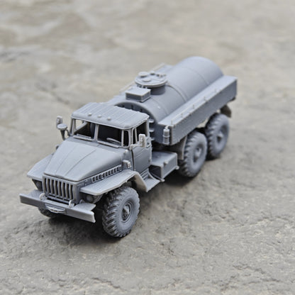1/72/87/144 Russian Ural ATZ-5 Fuel Tank Truck Unpainted Model Kit 3D Printed