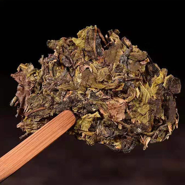 YunNan raw tea Puerh tea cake round 357g 2018 year Chinese spring tea on sales