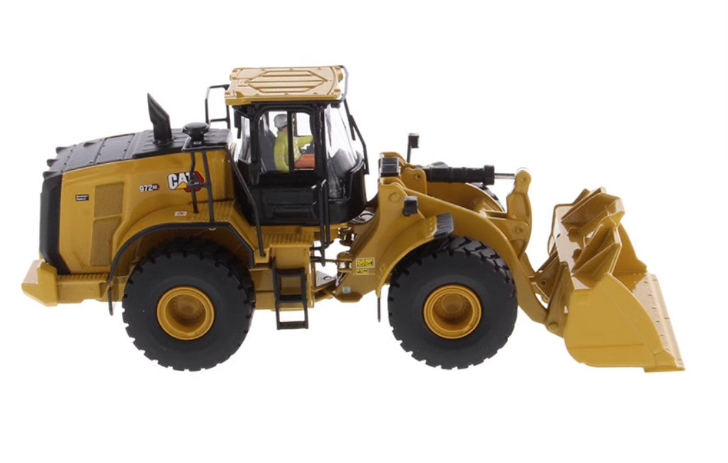 1:50 DM 972 XE Wheel Loader Construction Machine Equipment Diecast Model