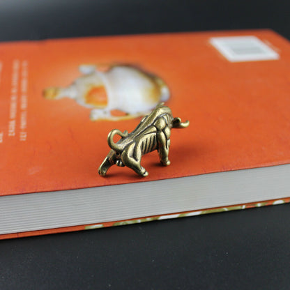 Pure Copper Vintage Brass Wall Street Bull Keychain Pendant