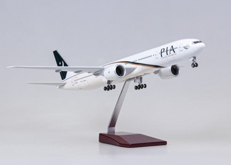 47CM 1:157 PIA Pakistan BOEING 777-300ER Airplane Landing Gears Resin Model