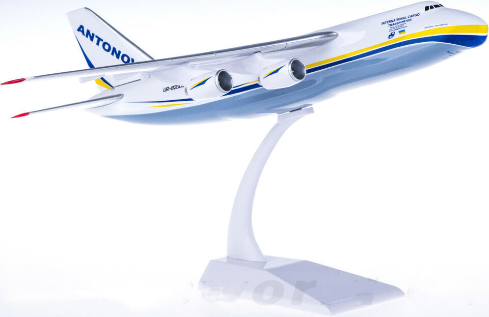 1:200 35CM Antonov AN-124 Ruslan Airfreighter ABS Plastic Transport Plane Model
