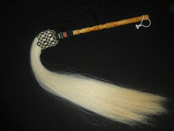 Real Horsehair Tail Fly Whisk Swatter Horse Tail Buddhist Taoist Tai Chi TV Prop