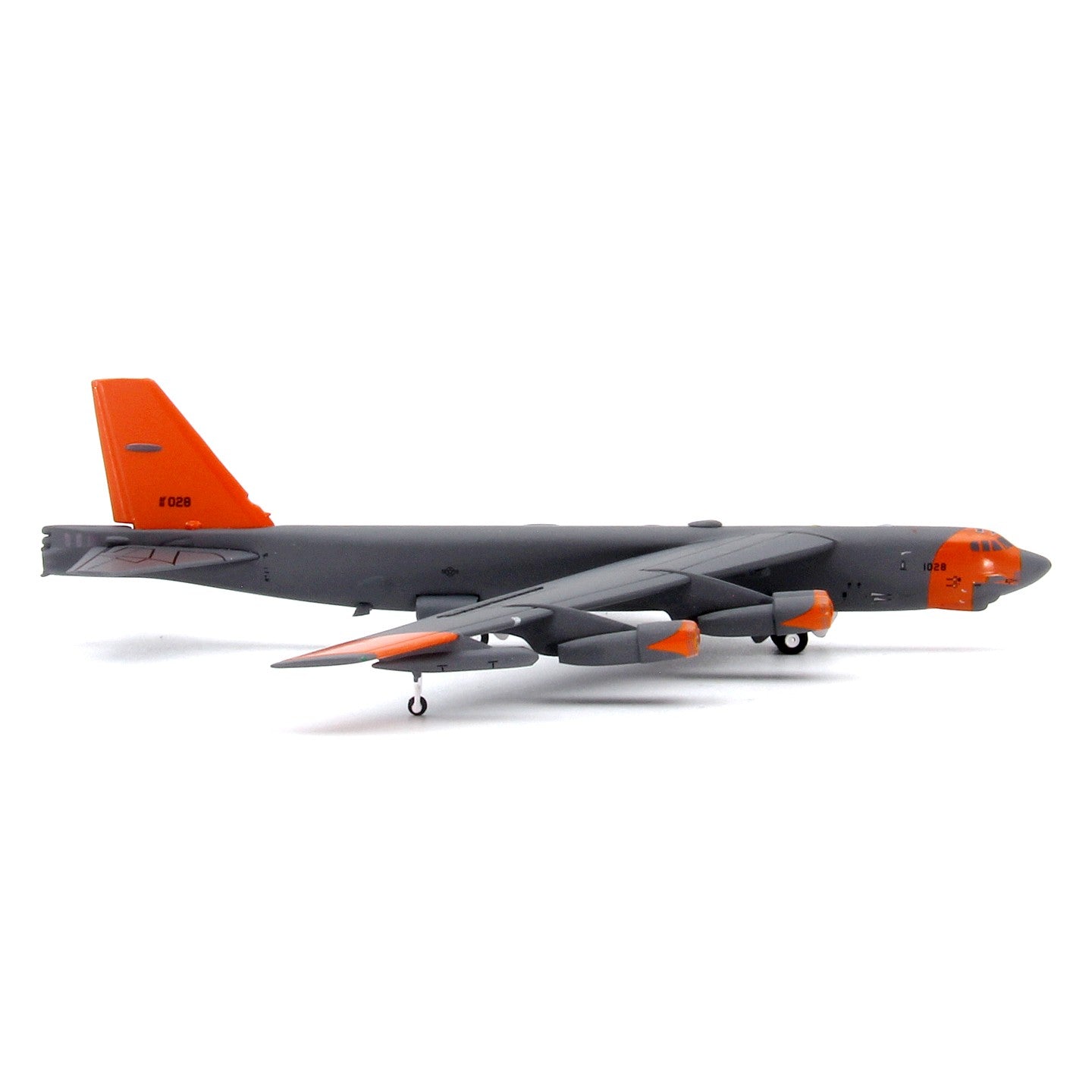 1:400 Geminijets USAF B-52H Stratofortress Passenger Airplane Diecast Model