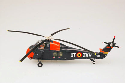 Belgium AF H-34 HSS-1 Seabat Choctaw helicopter 1/72 finished Easy model