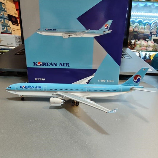 1:400 Phoenix Korean Air Airbus A330-300 Airplane Diecast Aircraft Plane Model