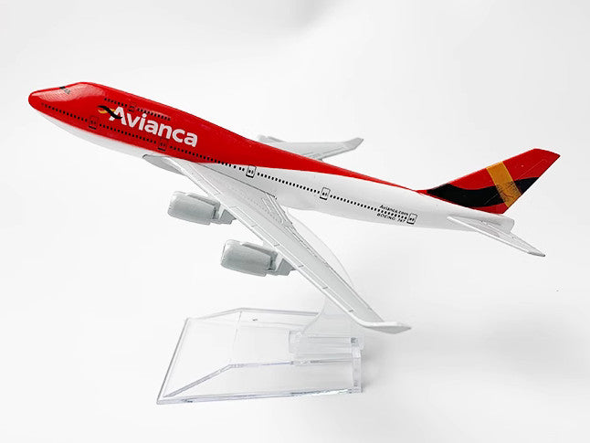 16cm Avianca BOEING 747-400 Passenger Aircraft Plane Diecast Airplane Model