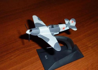 IXO YAK-3 Russian Multirole Fighter 1/103 diecast plane model
