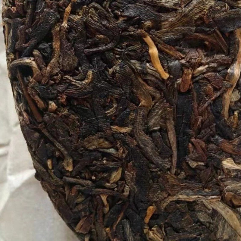 200 克云南京迈千年古树 2008 普洱茶生茶蛋糕 -