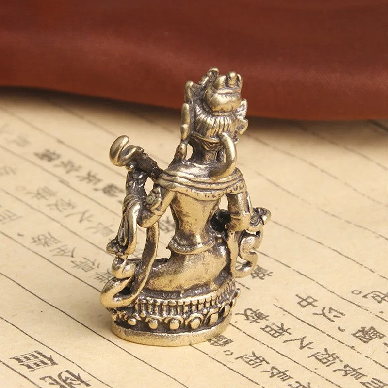 Retro Brass Guanyin Bodhisattva Tea Pet Buddhist Buddha Figurines Handicrafts