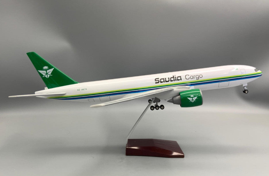1:157 47CM Saudi Cargo BOEING 777-300ER Aircraft Landing Gear Resin Plane Model