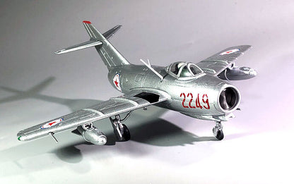 CHINA MIG-15 1/72 diecast plane model aircraft