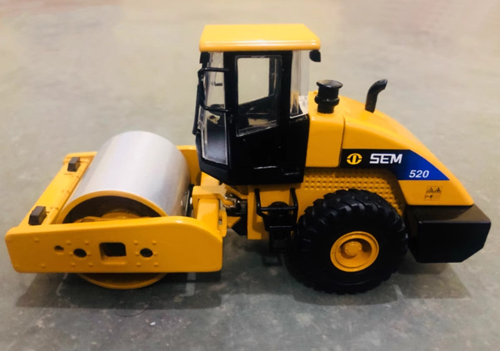 1:32 20CM SHANGGONG SEM520 Roller Construction Machinery Equipment Diecast Model