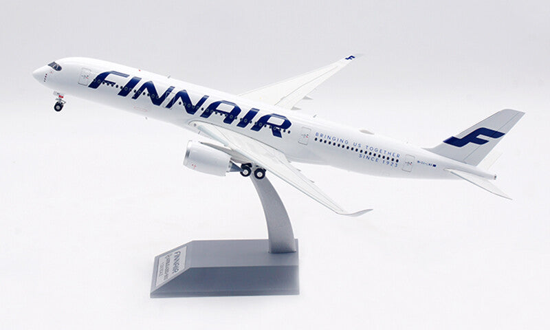 1:200 33CM InFlight FINNAIR AIRBUS A350-900 Passenger Airplane Diecast Model