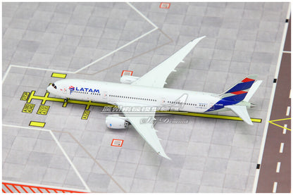 1:400 GeminiJets LATAM BOEING B787-9 Airplane Diecast Plane Aircraft Model