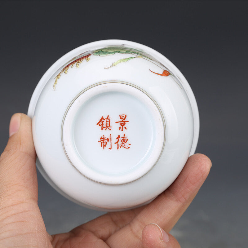 3.6" Collect Chinese Blue-and-white Porcelain Peanut Cabbage Insect Cup '生财有道'