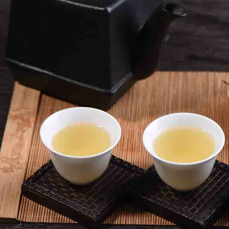 Yunnan Snow Mountain Gupu'er Tea Raw Pu'er Tea Weight Loss Pu'er-