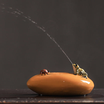 Creative Tea Pet Squirt Pee Frog On Stone Tea Pet Handmade Yixing Zisha Tea Play