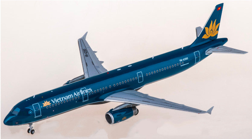 1:200 JC Wings Vietnam Airlines Airbus A321 Airplane Diecast Aircraft Model