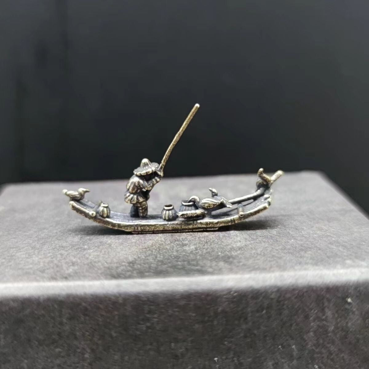 Copper Bonsai Suiseki Micro Landscape Decoration：fish Boat