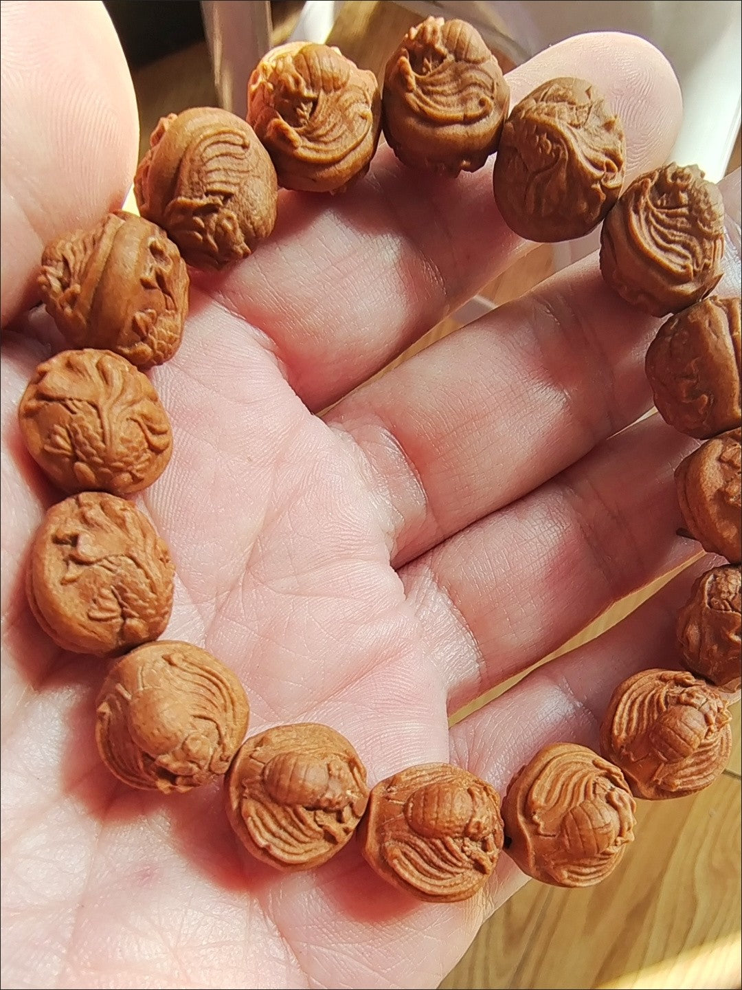 Natural Peach Pit Hand-Carved Goldfish Bat Bracelet Wenwan Beads Men Women