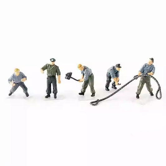 1/72 German Mechanical Engineer Engine Repairman Soldier 5 Soldier Model