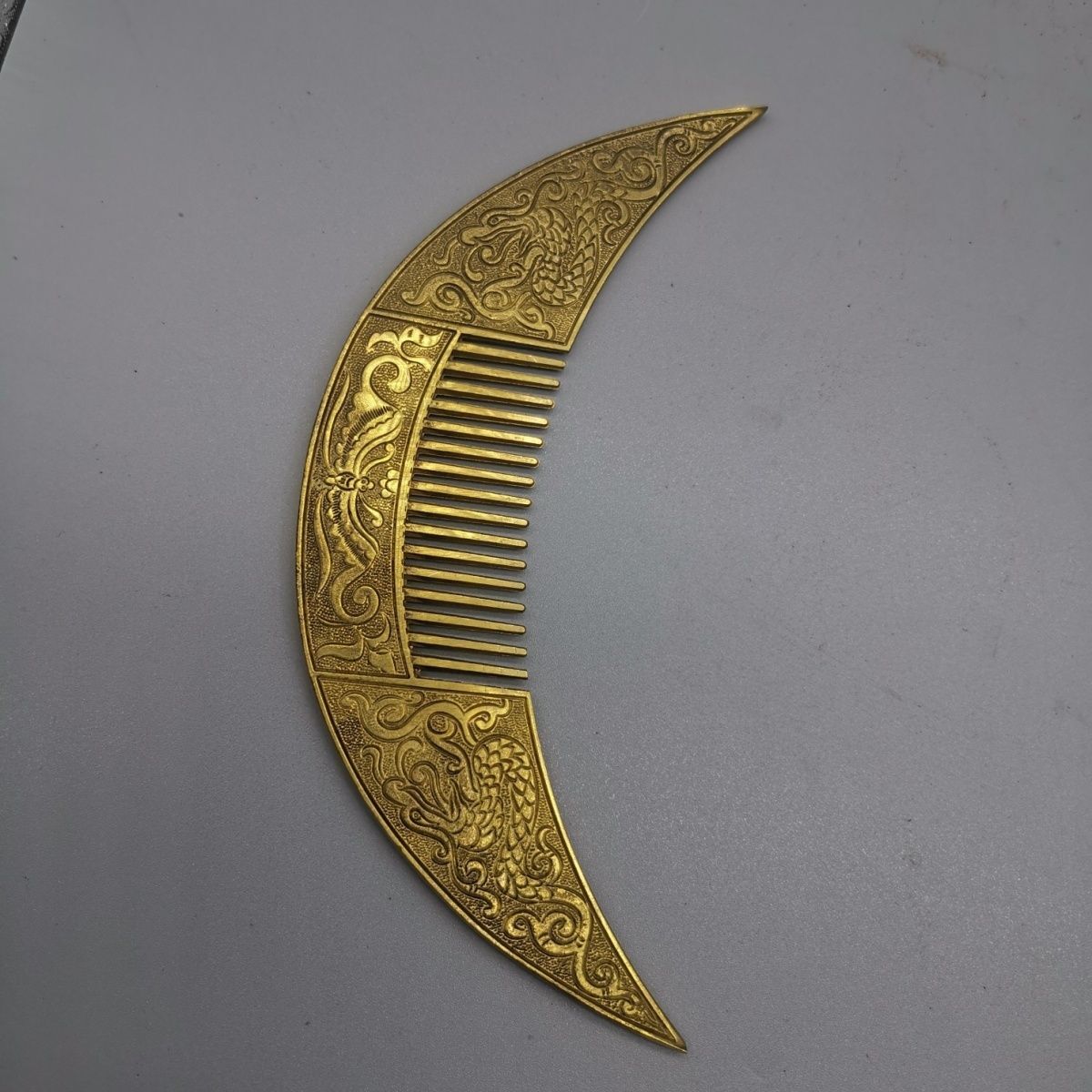 Vintage Brass Dragon Comb Crescent Shape Double Dragon Chinese Hair Tool Prop