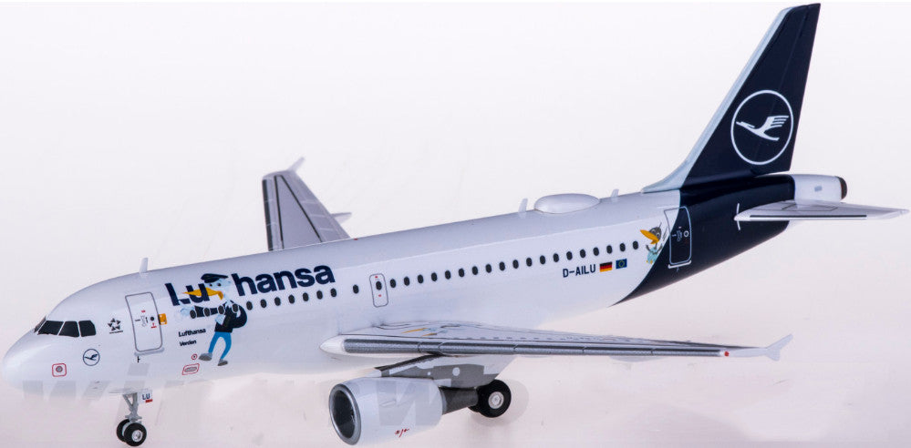 1:200 Herpa Lufthansa AIRBUS A319 Passenger Airplane ABS Plastic Aircraft Model