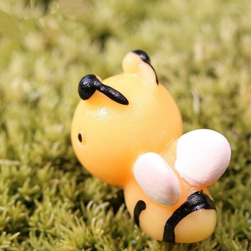 Moss Micro Landscape Deco Garden Deco Mini 8pcs Little Bee Decoration Supplies