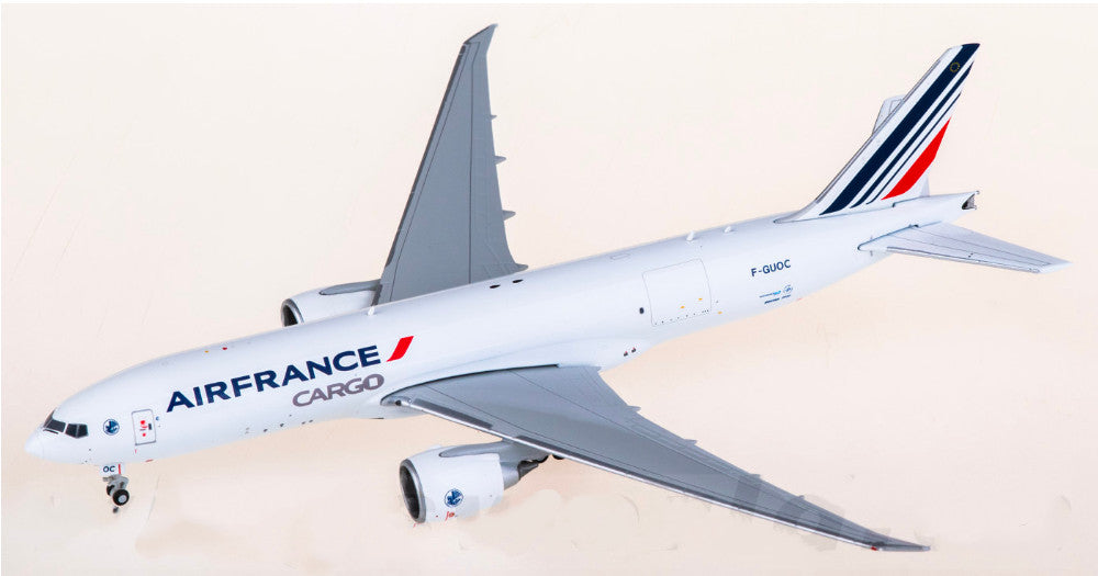 1:400 Geminijets Air France Boeing 777-200LRF Passenger Airplane Diecast Model