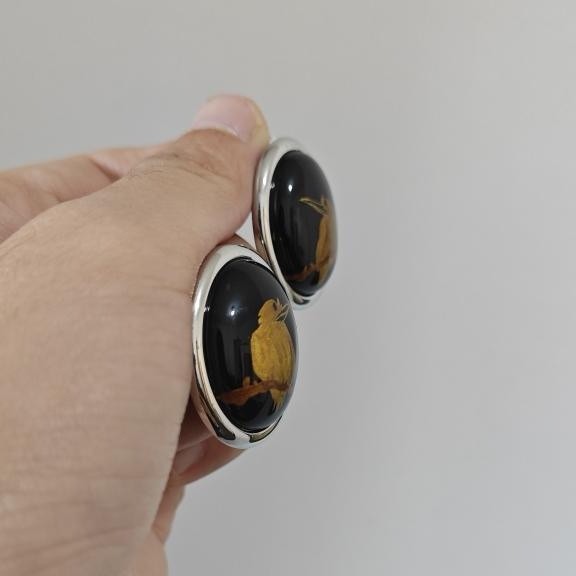 Handmade Lacquer Earrings Golden Bird Pattern New Chinese Minimalist Studs