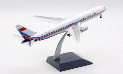 1:200 Aviation CHINA AIR FORCE BOEING B767-300ER Airplane Diecast Plane Model