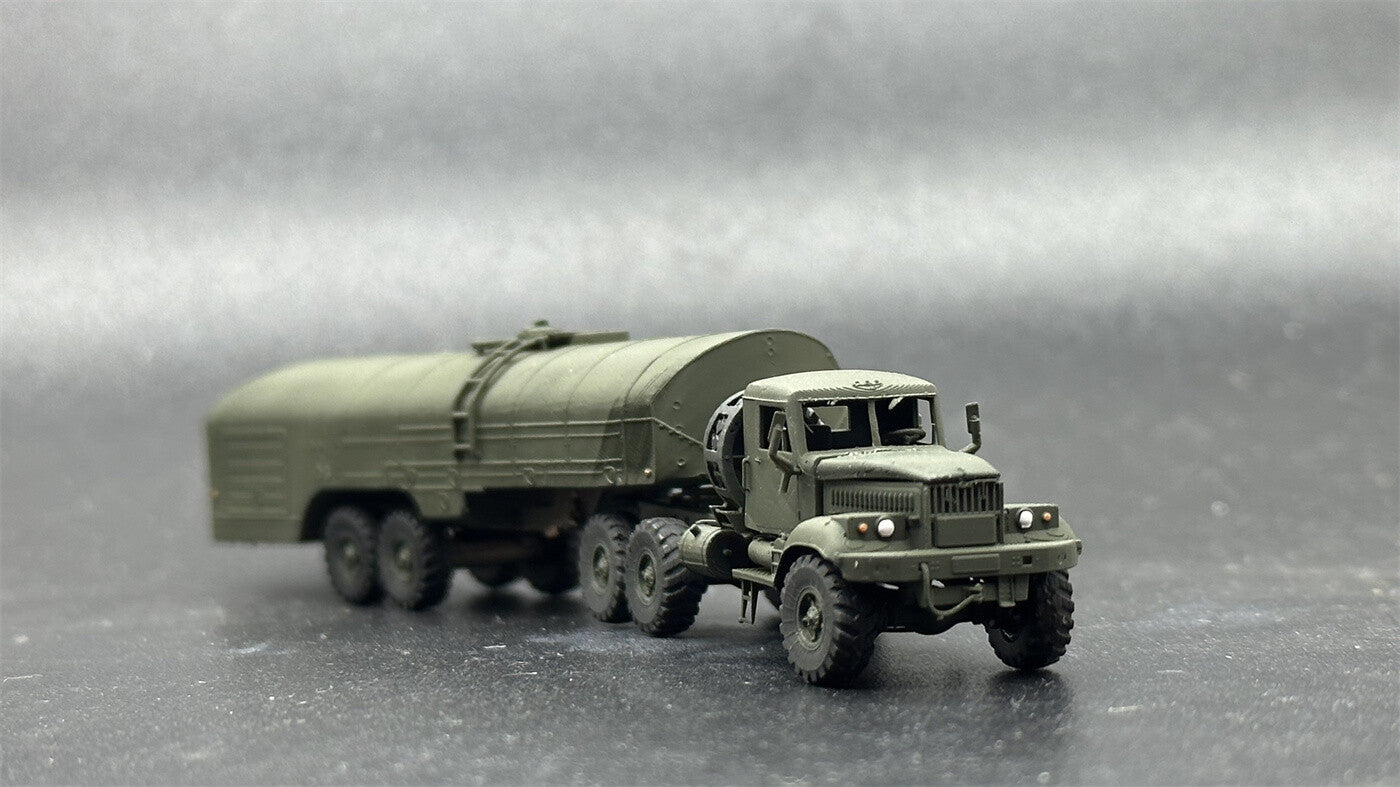 1/144 Ukrainian KrAZ-258 Fuel Tanker Truck Painted Finished Model