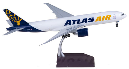 1:200 Geminijets Atlas Air B777-200 N703GT Passenger Airplane Diecast Model
