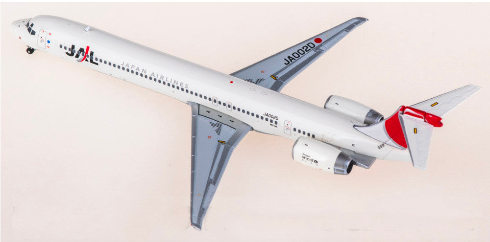 1:400 Geminijets Japan Airlines MD-90 Passenger Airplane Diecast Model