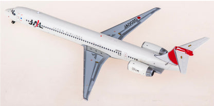 1:400 Geminijets Japan Airlines MD-90 Passenger Airplane Diecast Model