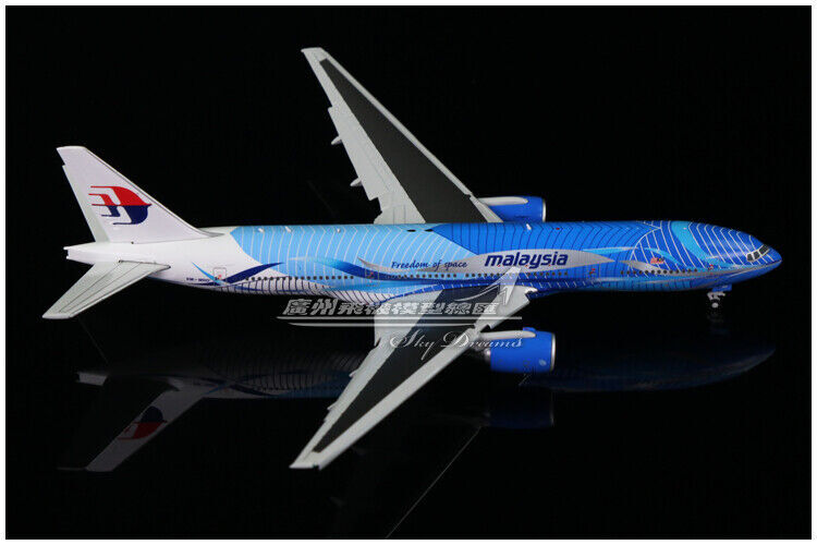 1:400 JC Wings Malaysia Airlines BOEING 777-200 Airplane Flap Down Diecast Model
