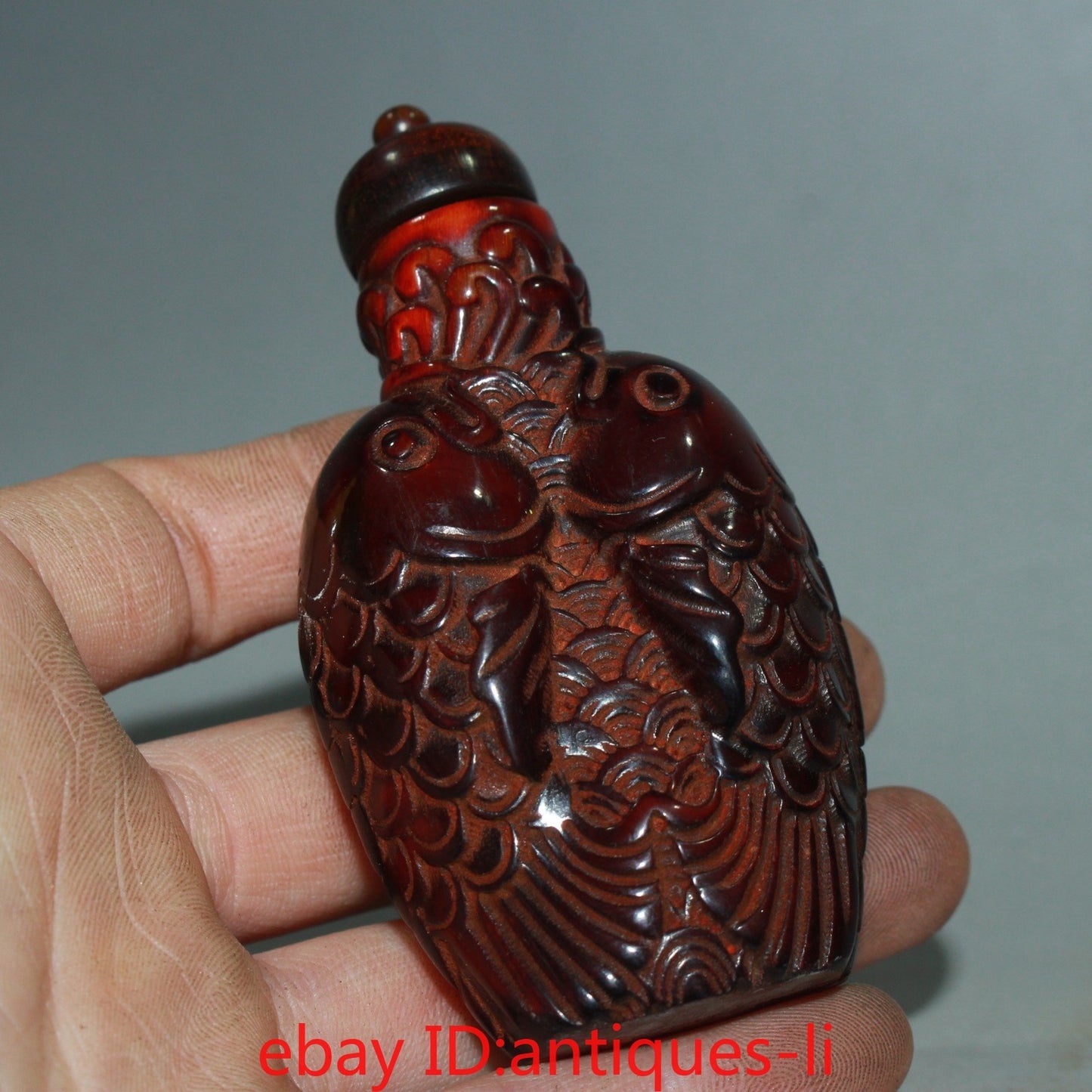 An Early Chinese Collectible Natural Ox Horn Double Fish Snuff Bottle
