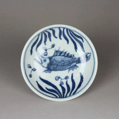 Exquisite Porcelain Blue and White Porcelain Fish Pattern Small Plate