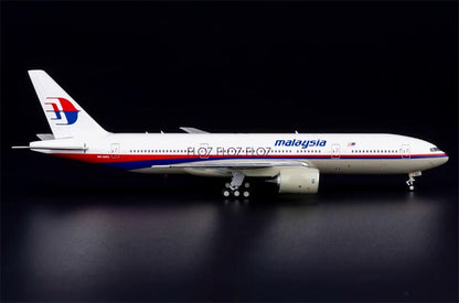 1:400 for NG Models for Malaysia Airlines B777-200ER 9M-MRO ULTIMATE COLLECTION