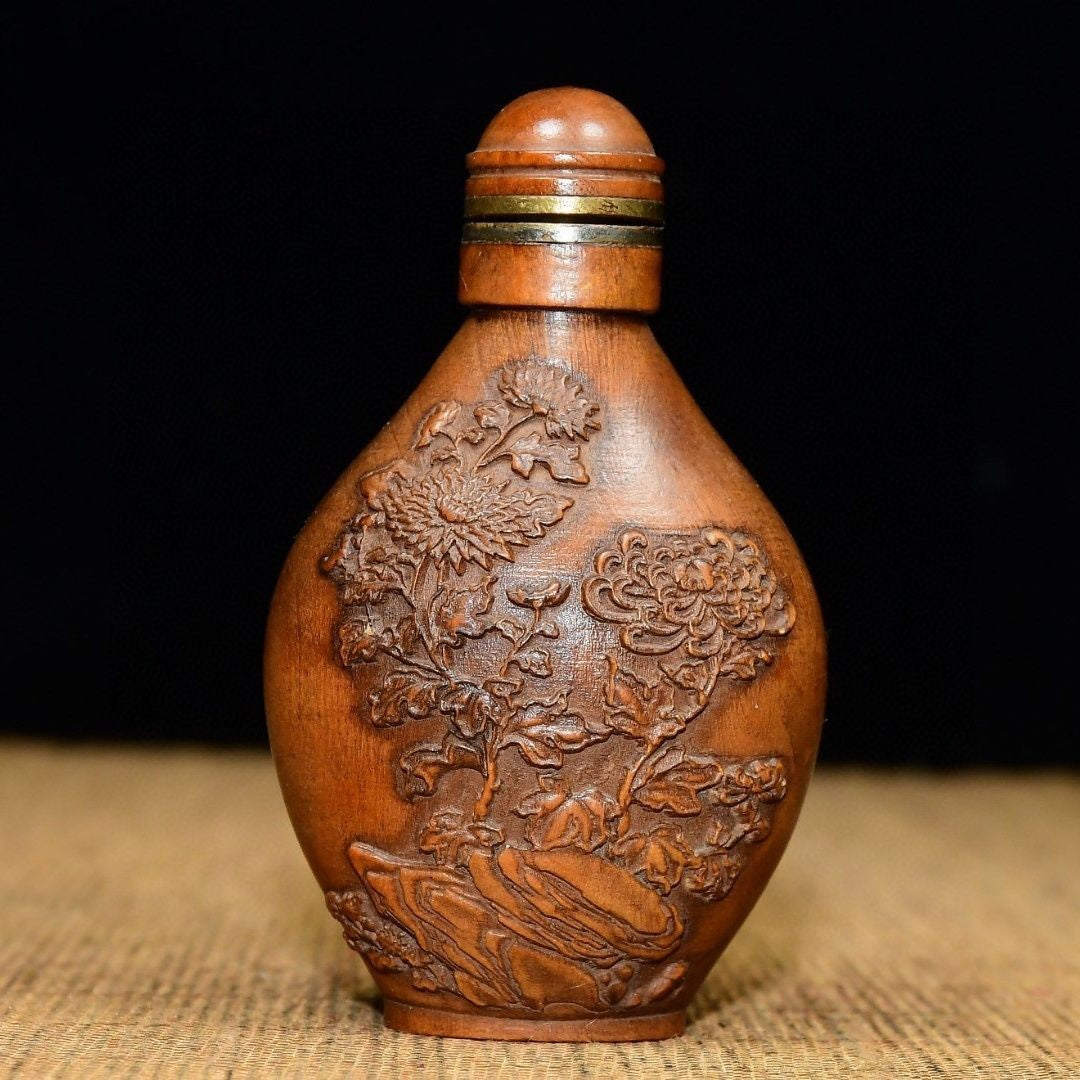 Hand Carved Boxwood Snuff Bottle Plum Blossom Pattern Wooden Collectible 7.5cm