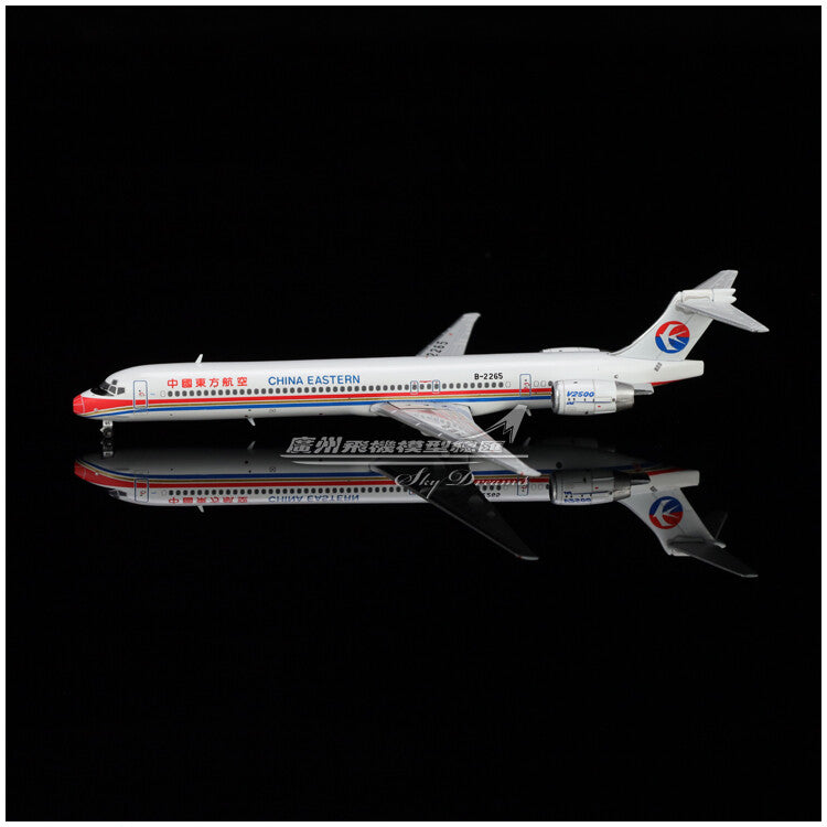 1:400 JC Wings China Eastern McDonnell Douglas MD-90 Airplane Diecast Model