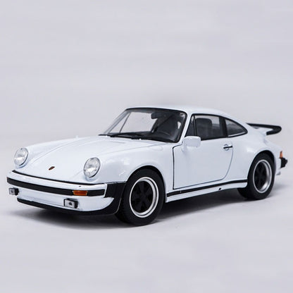 1/24 1974 Porsche 911 Turbo 3.0 Model Car Metal Diecast Vehicle Collection White