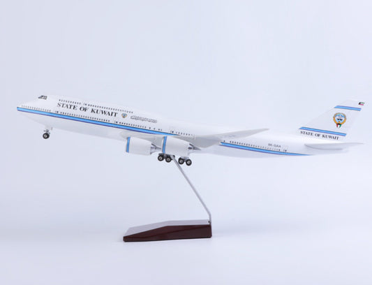 1:160 47CM STATE OF KUWAIT BOEING 747-8 Plane Landing Gear Resin Aircraft Model